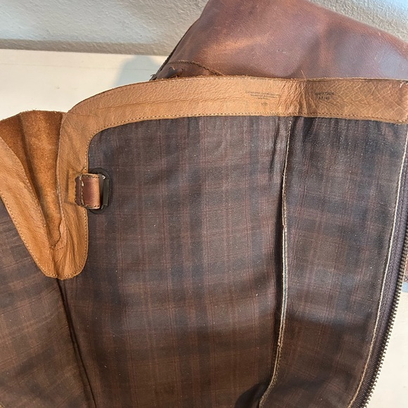 Born Women’s Brown Knee High Leather Boots

Size  8.5 - Picture 8 of 12